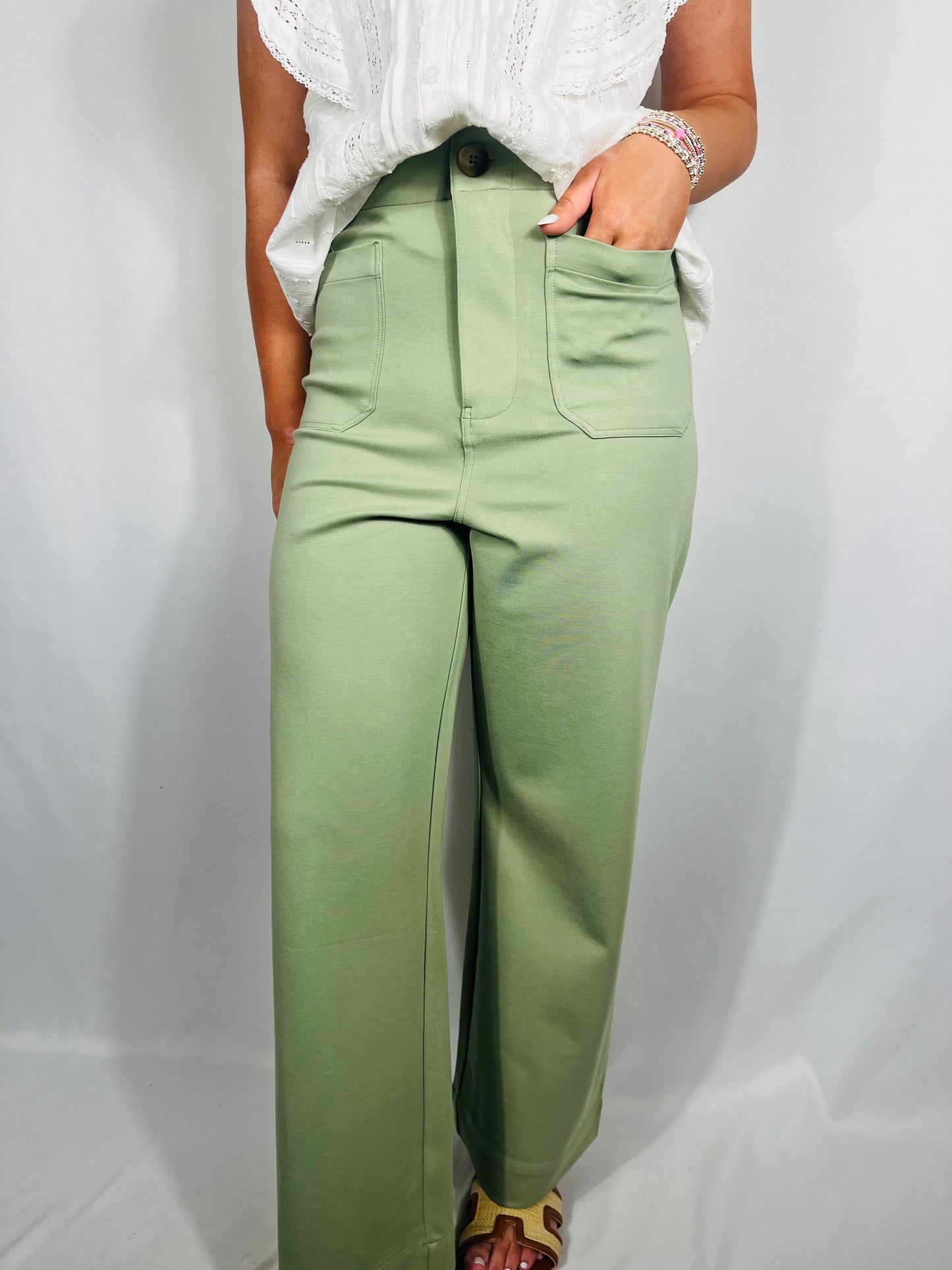 Patch Pocket Straight Pant in Sage