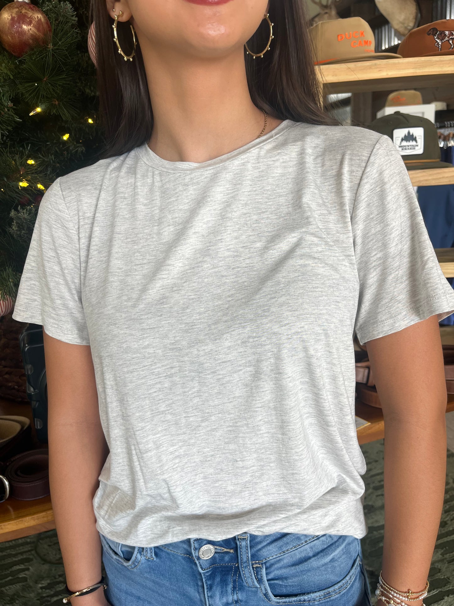 Basic Tee in Heather Grey