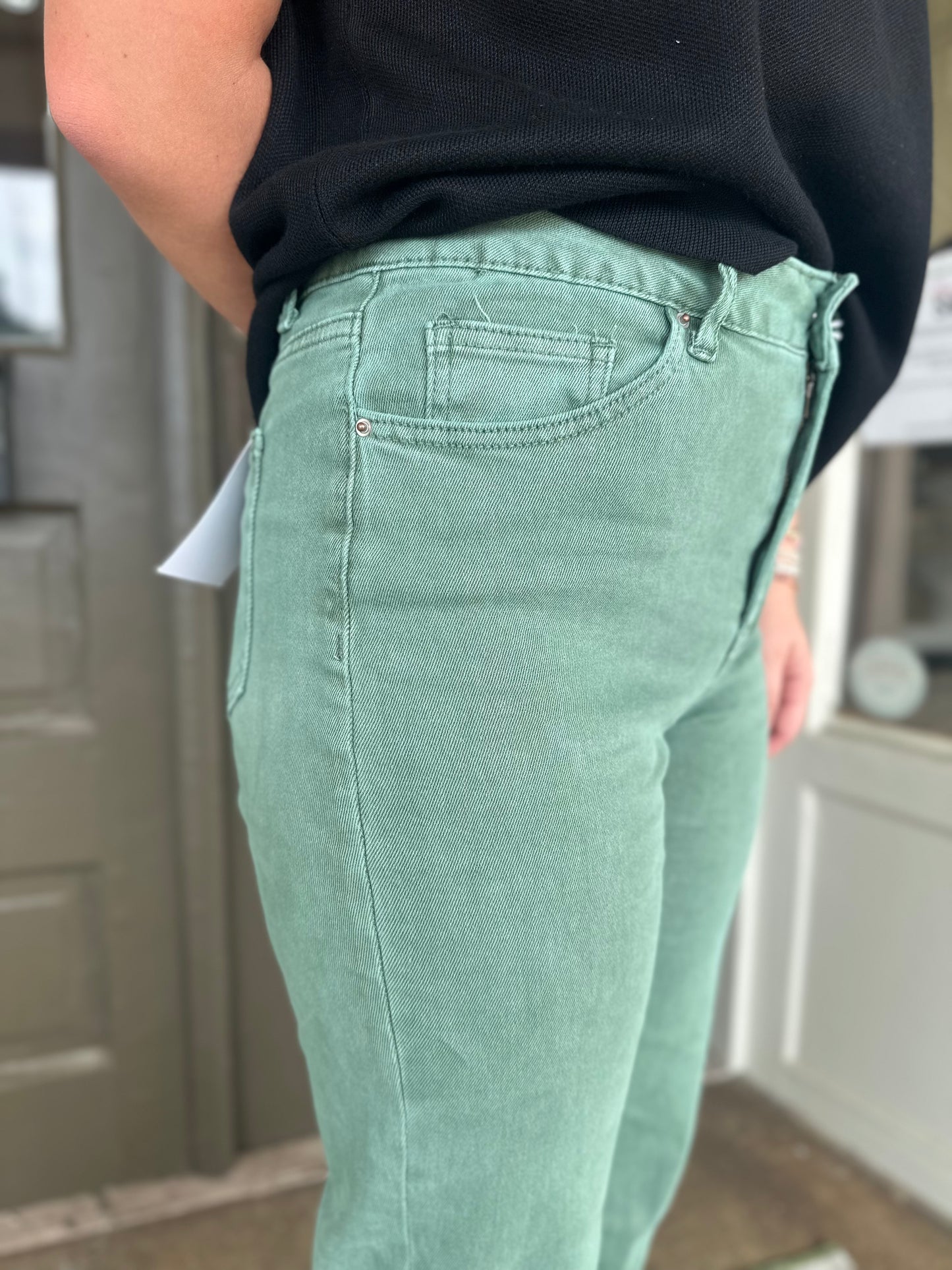 Casual Frayed Hem Pants in Olive