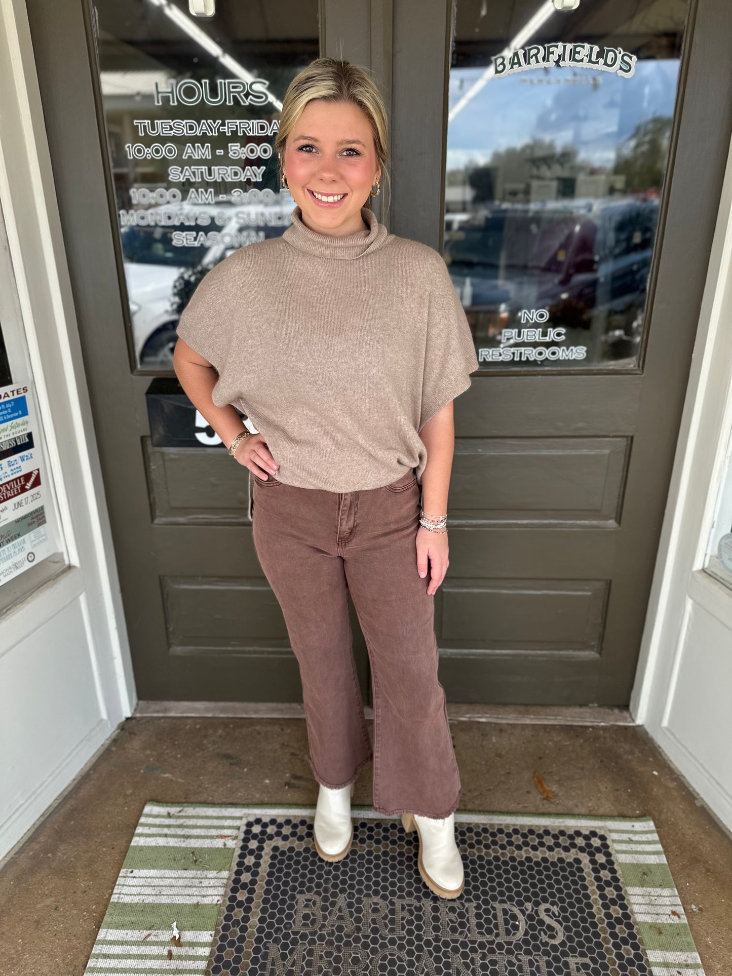 Casual Frayed Hem Pants in Brown