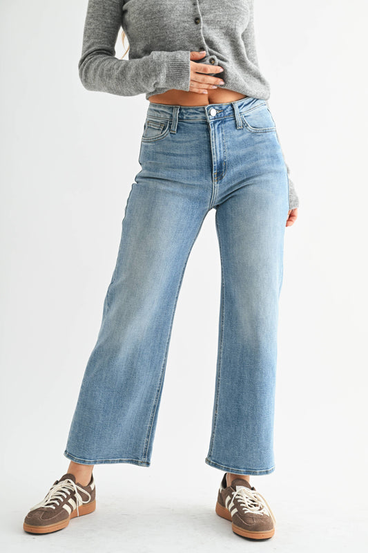 The Classic Cropped Wide Leg Jeans - Medium Wash